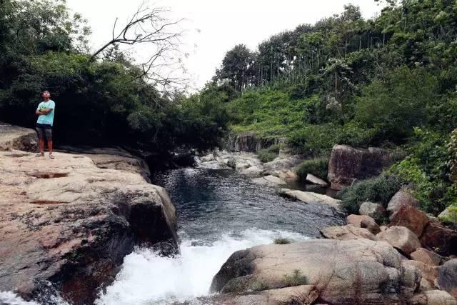 小镇惊魂