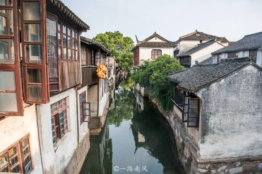 学校在疫情期间为什么要求在易班上进行打卡游戏画面